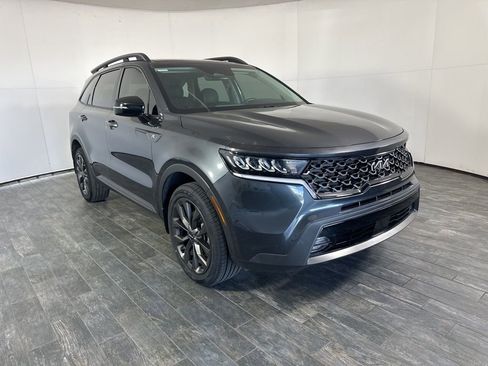 Used 2023 Kia Sorento X-Line EX image 3