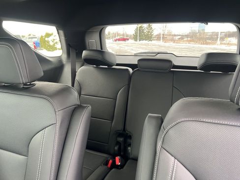 New 2026 Chevrolet Traverse LT w/ Sun and Wheel Package image 23