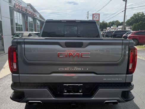 Used 2021 GMC Sierra 1500 Denali w/ Denali Premium Package AWD/4WD image 5