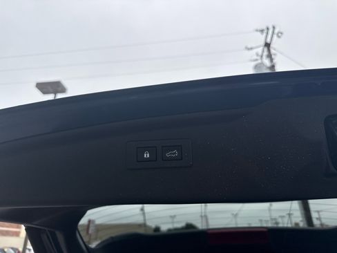 Used 2020 Subaru Outback Touring XT image 8