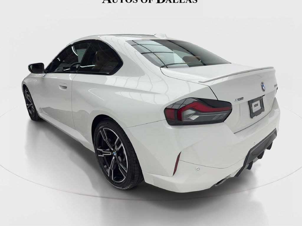 Used 2025 BMW 230i xDrive Coupe AWD/4WD image 13