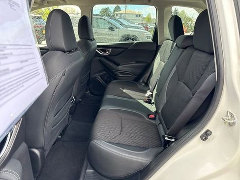 Used 2023 Subaru Forester Premium AWD/4WD image 15