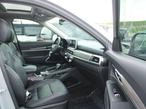 Used 2022 Kia Telluride EX w/ EX Premium Package AWD/4WD image 12