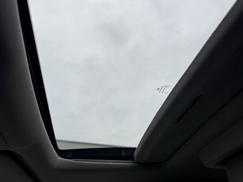 Used 2025 Honda Odyssey Touring image 30