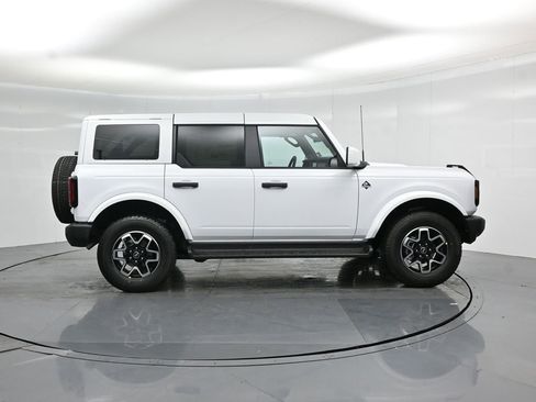 New 2026 Ford Bronco Outer Banks image 26