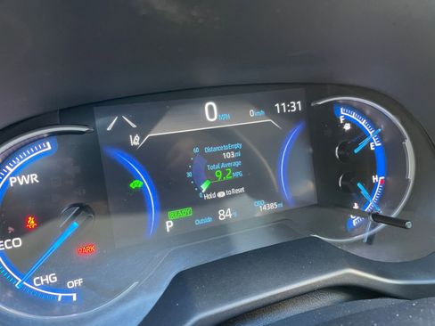 Used 2025 Toyota RAV4 LE image 40