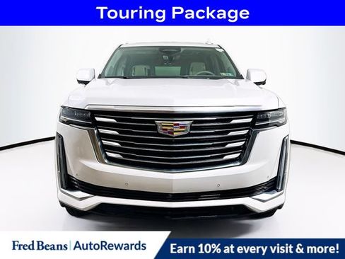 Used 2022 Cadillac Escalade Premium Luxury Platinum AWD/4WD image 2