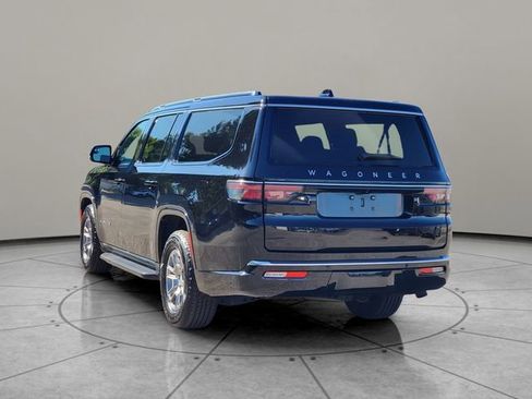 Certified 2024 Jeep Wagoneer L Base w/ Rear Seat Video Group 1 image 10