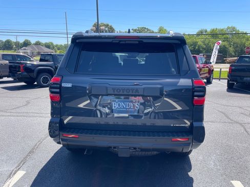 New 2026 Toyota 4Runner TRD Off-Road Premium AWD/4WD image 13