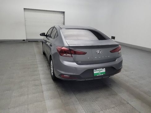 Used 2019 Hyundai Elantra SE FWD image 5