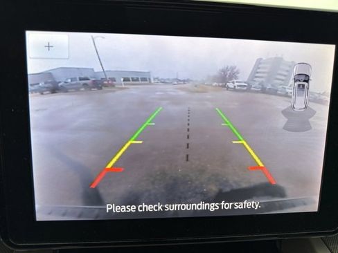 Used 2024 Ford Explorer XLT w/ Equipment Group 202A image 20