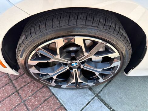 Used 2025 BMW 330i Sedan RWD image 10