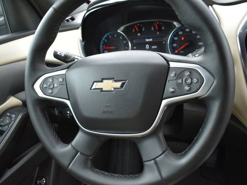 Used 2023 Chevrolet Traverse LT w/ LPO, Cargo Package AWD/4WD image 29