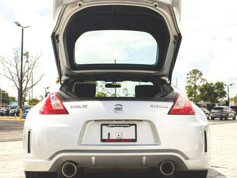 Used 2009 Nissan 370Z NISMO RWD image 23