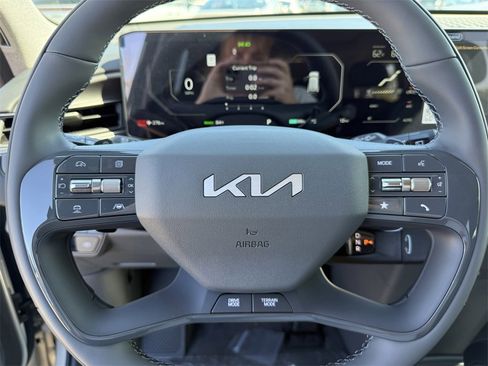 New 2026 Kia EV9 Wind image 30
