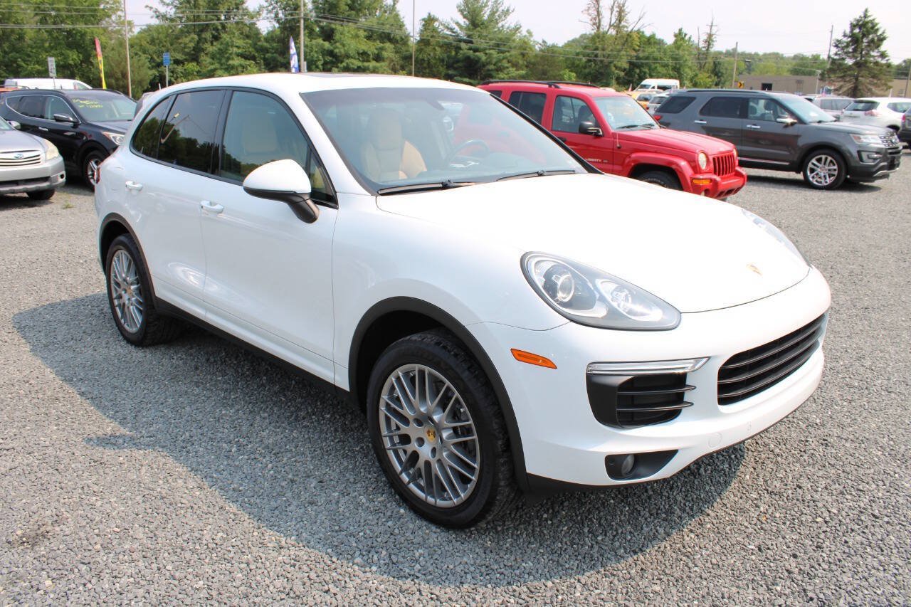 Used 2018 Porsche Cayenne Platinum Edition AWD/4WD image 4