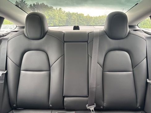 Used 2021 Tesla Model 3 Standard Range Plus image 12