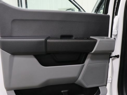 Used 2024 Ford F250 XL w/ XL Chrome Package image 22