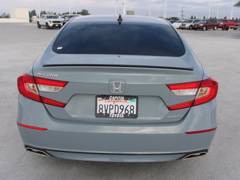 Used 2021 Honda Accord Sport image 4