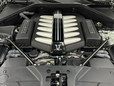 Used 2015 Rolls-Royce Ghost RWD image 69