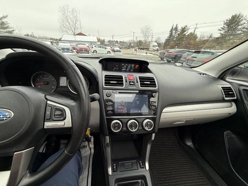 Used 2018 Subaru Forester 2.5i Premium AWD/4WD image 20