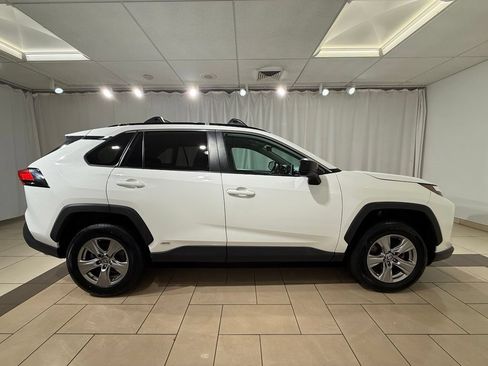 Certified 2024 Toyota RAV4 LE AWD/4WD image 6