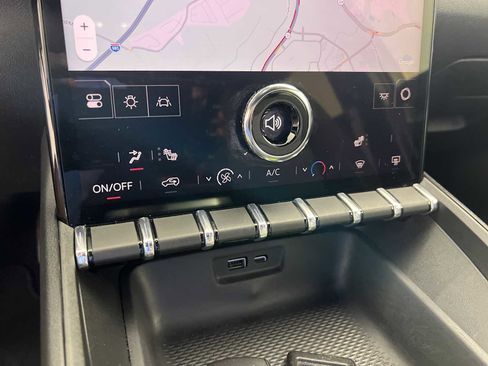 Used 2025 GMC Terrain Elevation AWD/4WD image 8