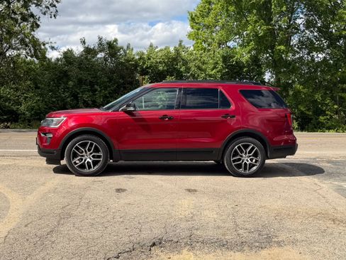 Used 2018 Ford Explorer Sport AWD/4WD image 5