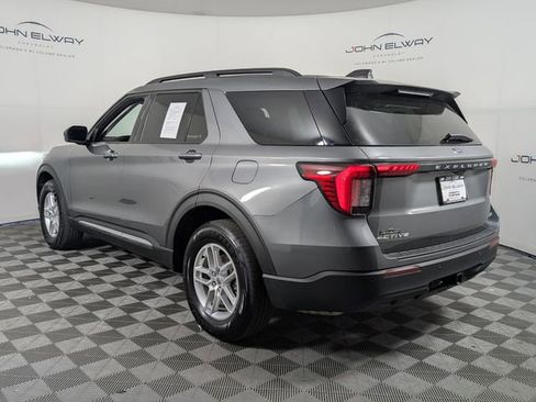 Used 2025 Ford Explorer Active image 6