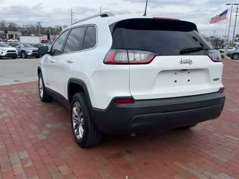 Used 2021 Jeep Cherokee Latitude Plus image 9