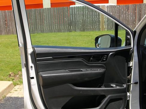 Used 2022 Honda Odyssey Touring image 35