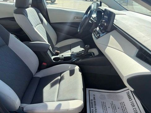 Used 2023 Toyota Corolla LE FWD image 19