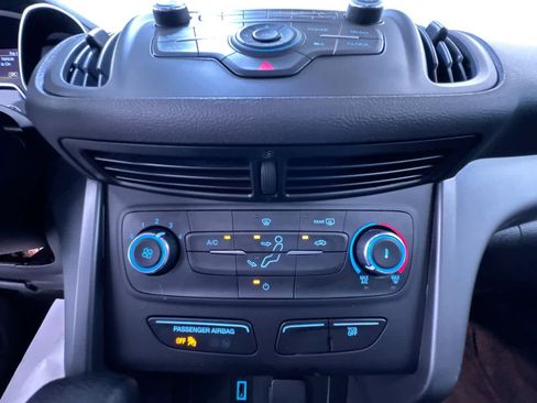 Used 2019 Ford Escape S FWD image 26