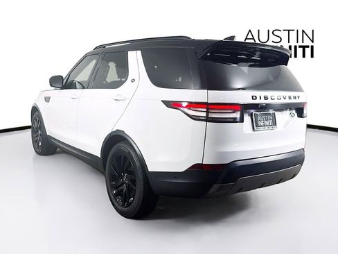 Used 2020 Land Rover Discovery SE image 5