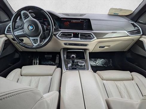 Certified 2022 BMW X5 M50i image 18