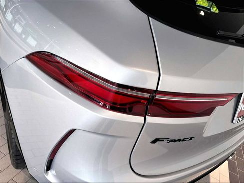 Used 2023 Jaguar F-PACE SVR AWD/4WD image 35
