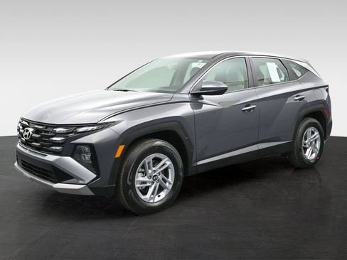 Certified 2026 Hyundai Tucson SE AWD/4WD image 8