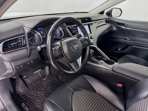 Certified 2020 Toyota Camry SE FWD image 10