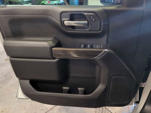 Used 2022 Chevrolet Silverado 1500 RST image 21