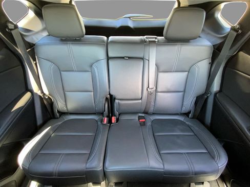 Used 2023 Chevrolet Blazer LT AWD/4WD image 14