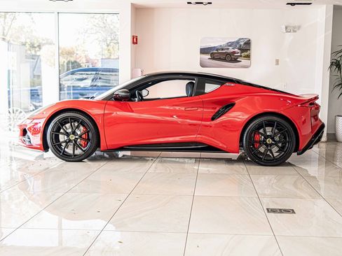 New 2025 Lotus Emira image 6