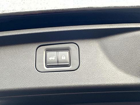 New 2026 Nissan Armada SL w/ Captain's Chari Seat Package image 21