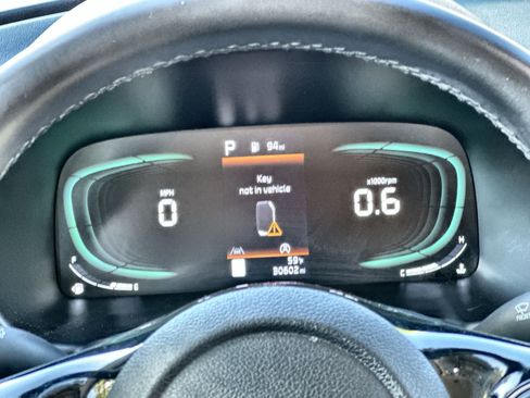 Used 2023 Kia Soul EX image 24