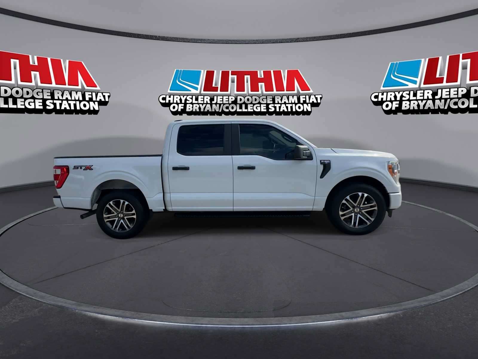 Used 2021 Ford F150 XL w/ STX Appearance Package RWD image 9
