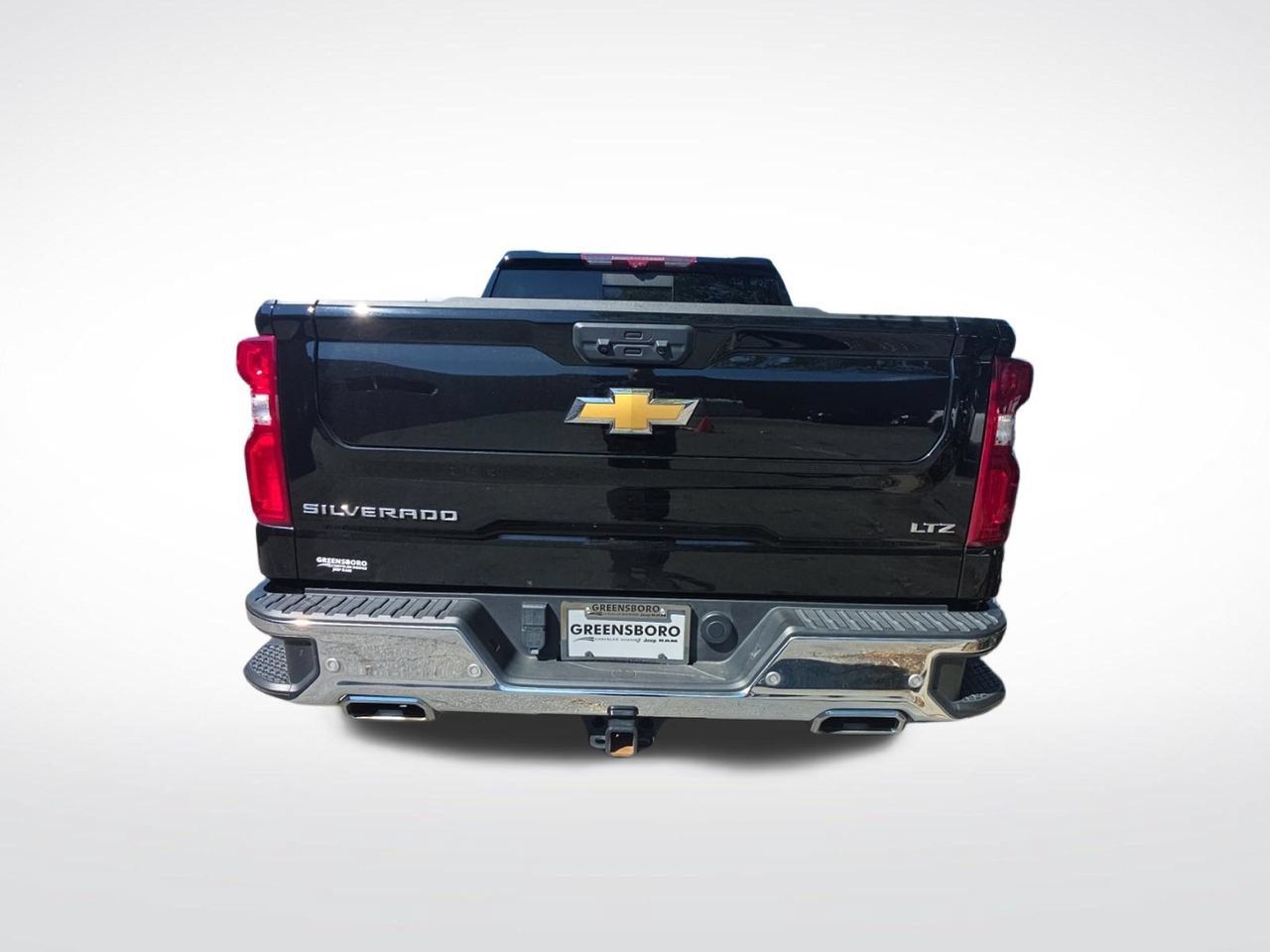 Used 2024 Chevrolet Silverado 1500 LTZ w/ LTZ Premium Package AWD/4WD image 4