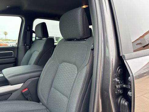 New 2026 RAM 1500 Big Horn AWD/4WD image 14