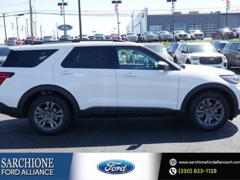 New 2026 Ford Explorer Active AWD/4WD image 1