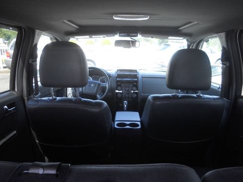 Used 2010 Ford Escape Limited AWD/4WD image 24