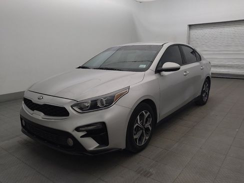 Used 2019 Kia Forte LXS FWD image 2