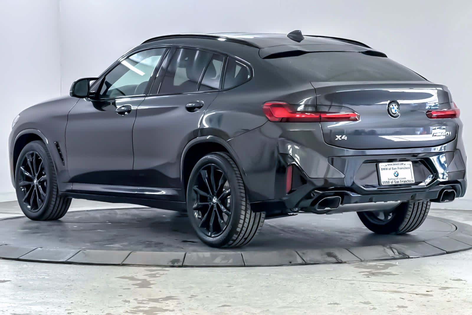 Used 2025 BMW X4 M40i AWD/4WD image 6